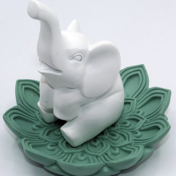 Elephant Wedding Ring Holder Tray Decorative Jewelry Holder, Trinket Tray/Dish - Picture 2 of 9